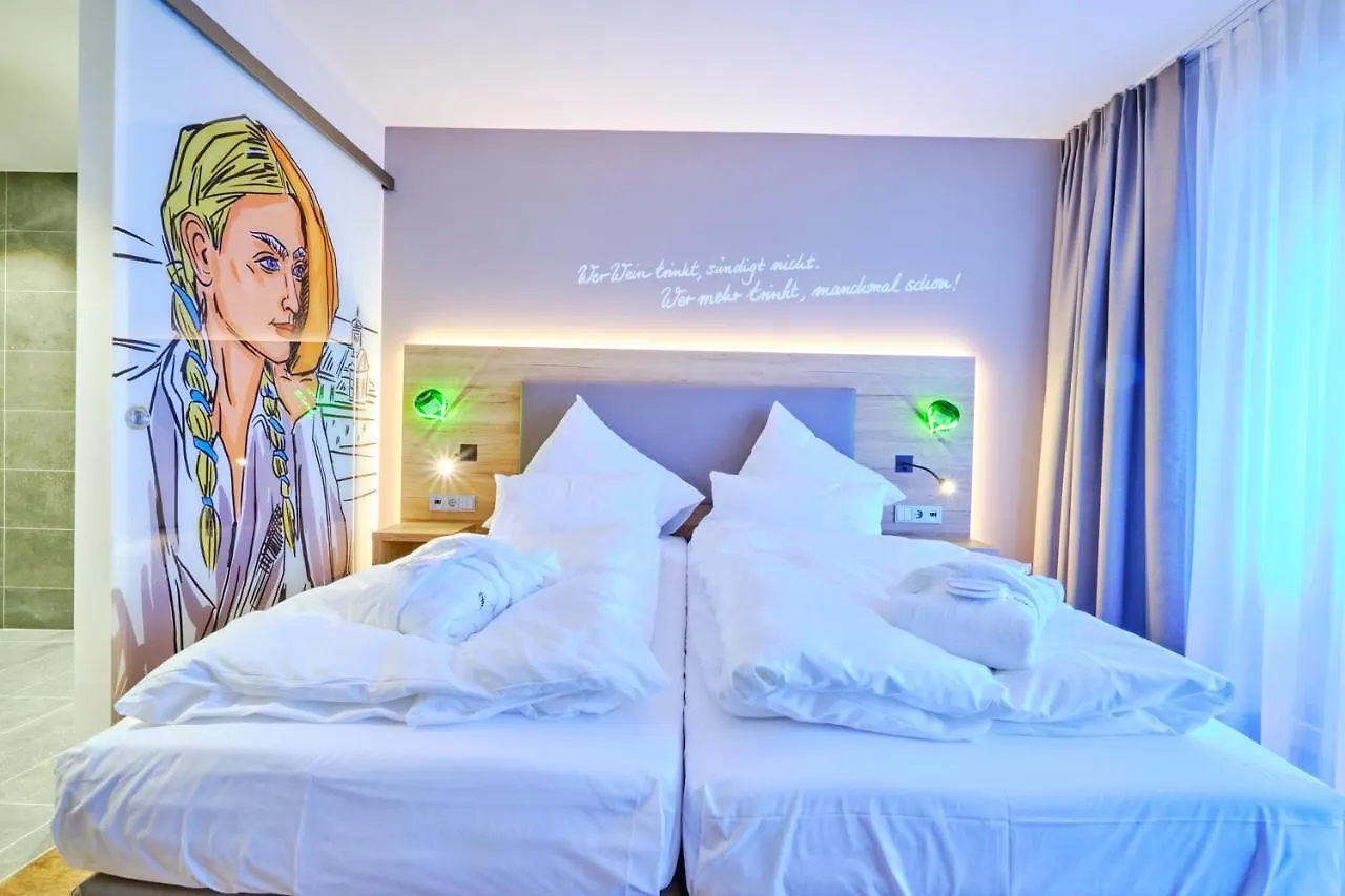 Hotel Sonnenhotel Weingut Roemmert Spa Und Wellness Volkach