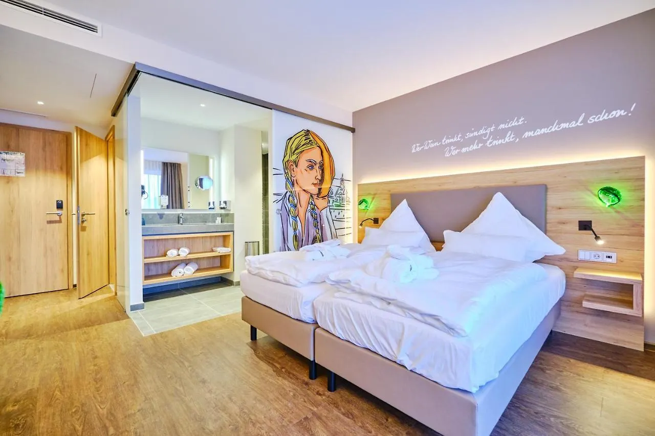 Hotel Sonnenhotel Weingut Roemmert Spa Und Wellness Volkach